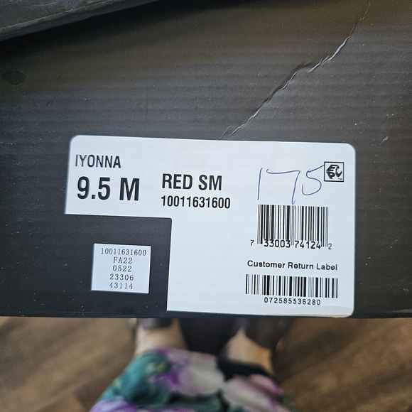 INC International Concepts Red Over the Knee Boots Sleek Design - Picture 4 of 4